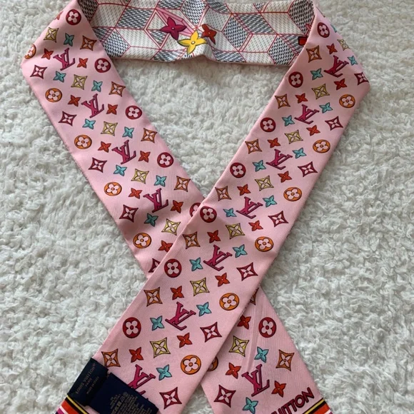 NEW LOUIS VUITTON DAMIER POP UP BANDEAU - M77697 - Picture 8 of 14